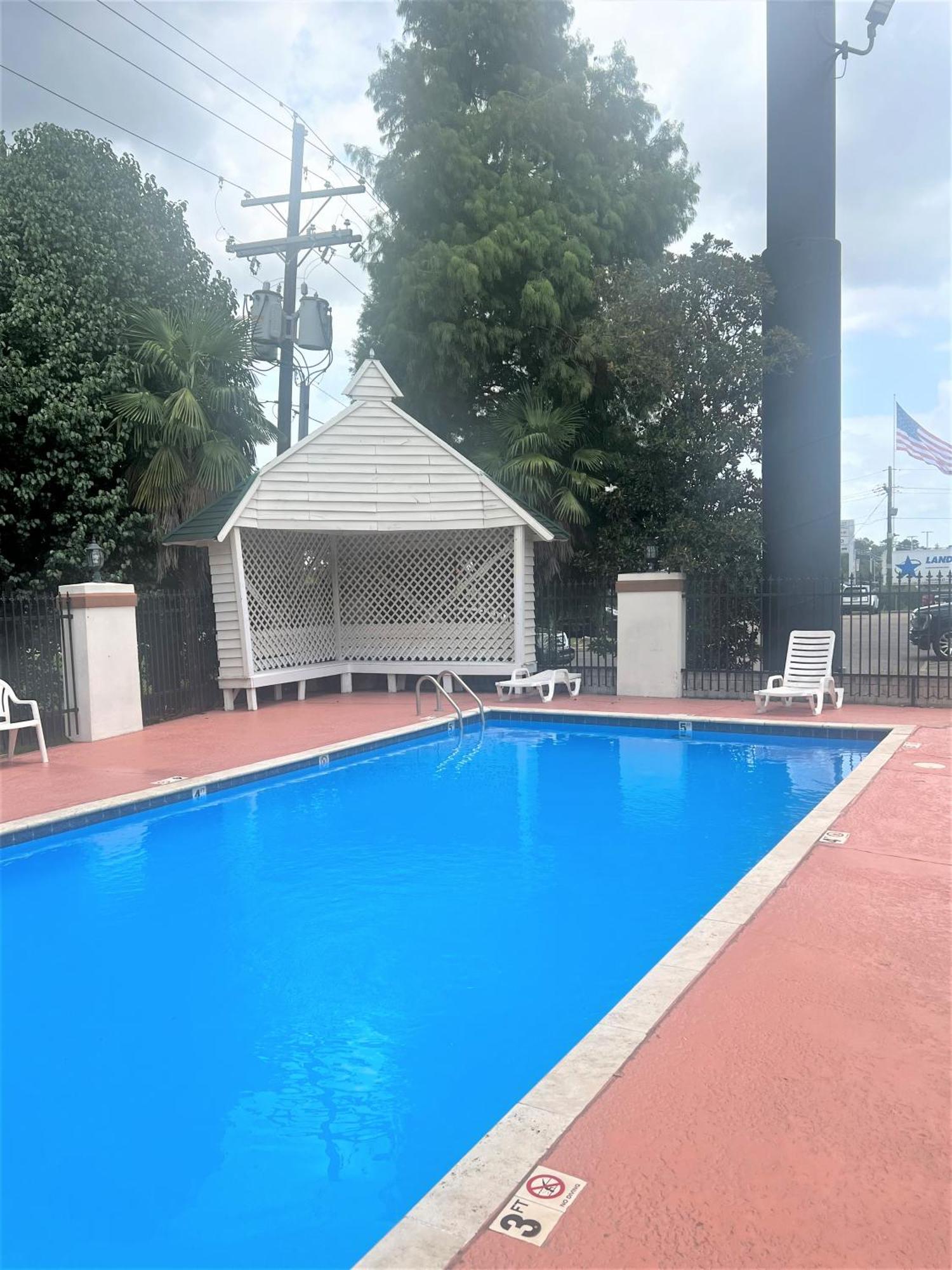 Days Inn By Wyndham Denham Springs-Baton Rouge East Экстерьер фото
