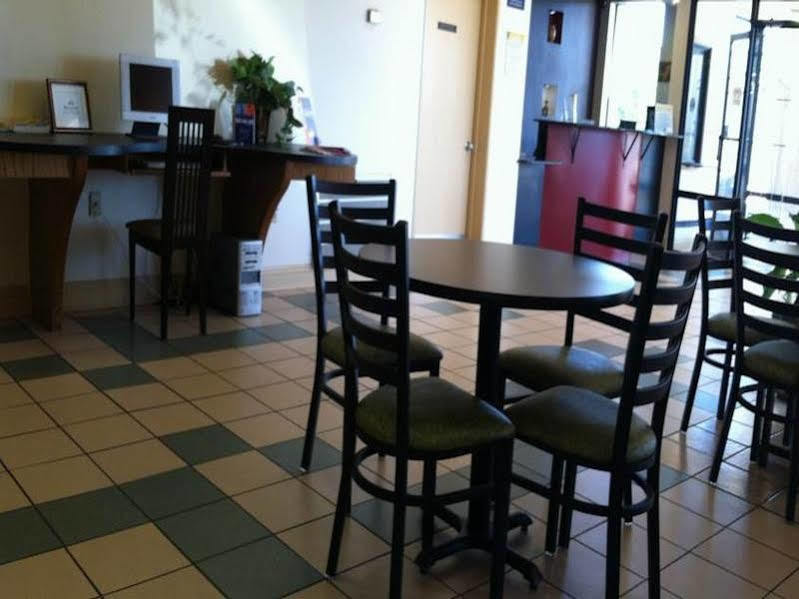 Days Inn By Wyndham Denham Springs-Baton Rouge East Экстерьер фото